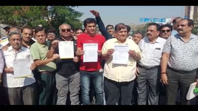 Gujarati Video: ડૉ. અતુલ ચગ આત્મહત્યા કેસના સુરતમાં પડઘા, લોહાણા સમાજના વિવિધ સંગઠનોએ રેલી યોજી કડક કાર્યવાહીની કરી માગ