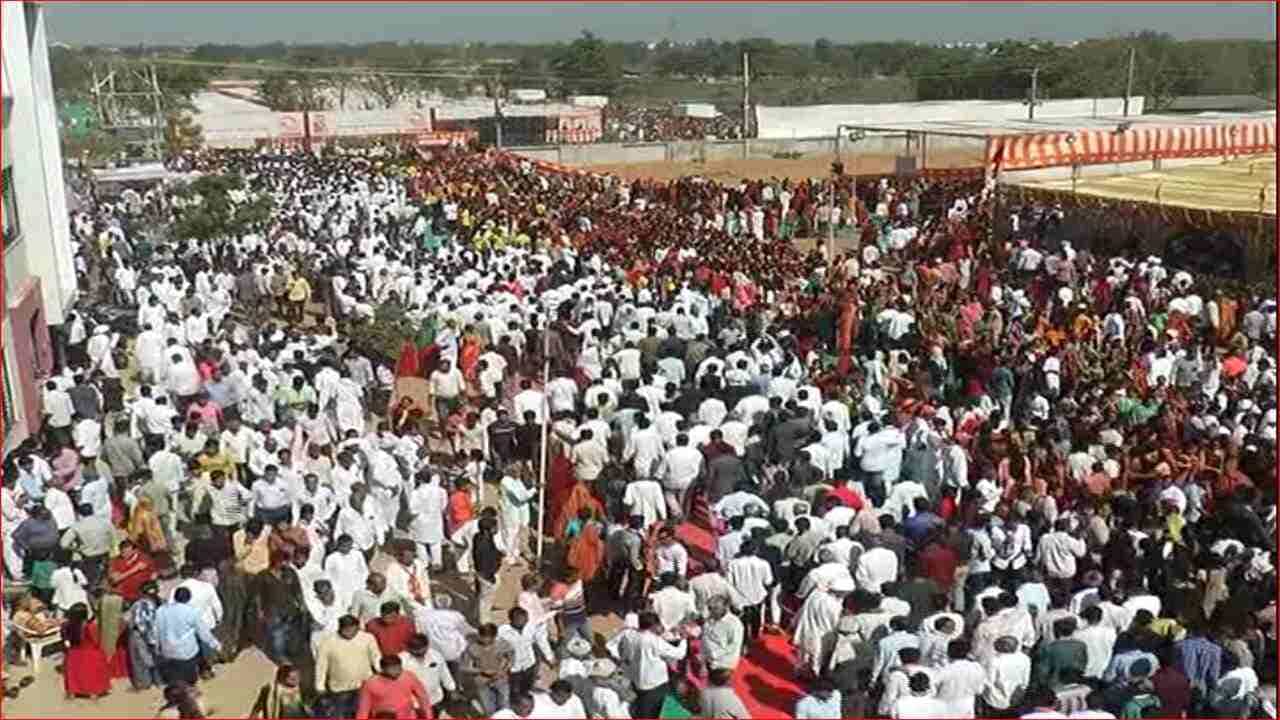 Gujarati Video: પાલનપુરમાં મા અર્બુદાના રજતજયંતિ મહોત્સવના અંતિમ દિવસે 4 લાખ લોકોએ કર્યા દર્શન