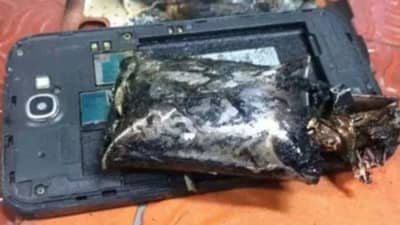 મોબાઈલની બેટરી બ્લાસ્ટ થતા 5 વર્ષીય બાળક ગંભીર થયું ઈજાગ્રસ્ત, રાજસ્થાનથી ડીસાની ખાનગી હોસ્પીટલમાં ખસેડાયો