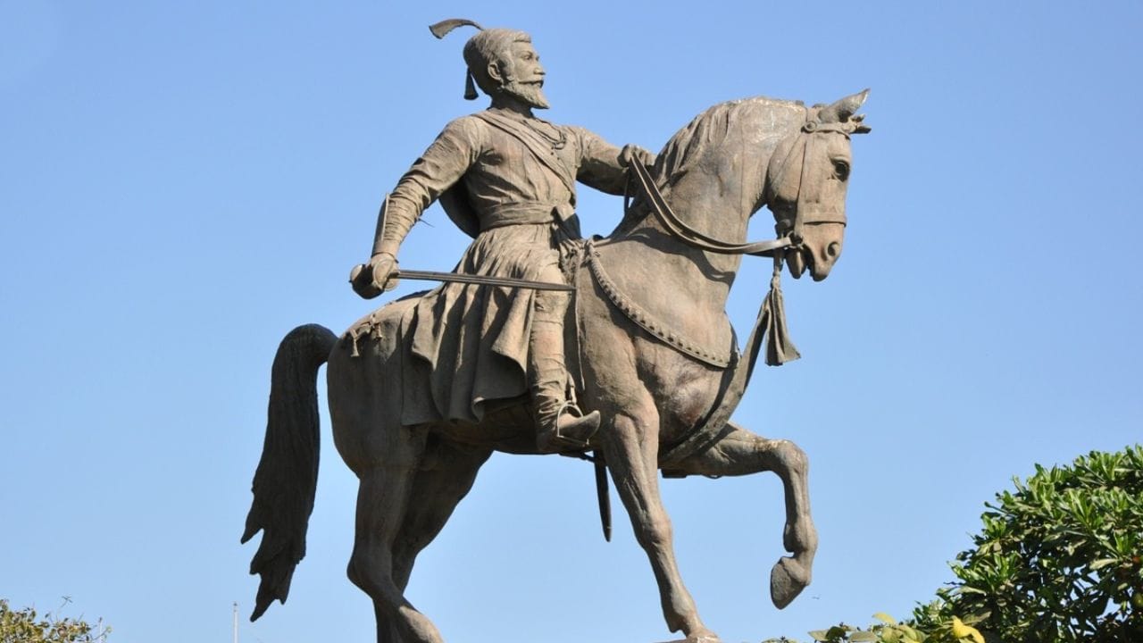 પૂણે શહેરમાંથી અમેરિકાને ભેટ આપવામાં આવેલા શિવાજી મહારાજના સ્ટેચ્યુની