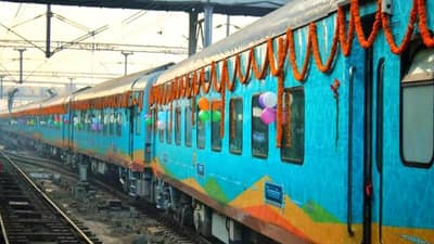 ભારતીય રેલવે શરૂ કરશે ભારત ગૌરવ AC ટૂરિસ્ટ ટ્રેન, ગુજરાત હેરિટેજના થશે દર્શન