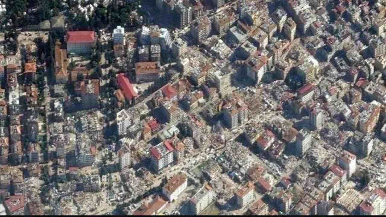 Turkey earthquake : જયાં જુઓ ત્યાં તારાજી જ, કાટમાળમાં ફેરવાયા શહેરો, આકાશમાંથી દેખાતું 'સ્મશાન'