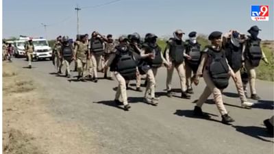 Gujarati Video: દ્વારકાના હર્ષદ ગામમાં બીજા દિવસે પણ દબાણ હટાવવાની કામગીરી યથાવત્, જુઓ Video