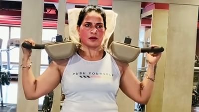 વડોદરા શહેરની 51 વર્ષીય ઇન્દ્રજીત કૌર સ્ક્વોટ્સ કવીન તરીકે ફેમસ છે. તેણે હાલમાં જ 1 કલાક 14 મિનીટમાં 2600 સ્કવોટ્સનો રેકોર્ડ બનાવ્યો છે. તેઓ દર વર્ષે પોતાનો જ રેકોર્ડ તોડી રહ્યા છે.