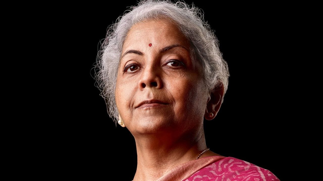 Nirmala Sitharaman-  નિર્મલા સીતારમણ (જન્મ 18 ઓગસ્ટ 1959) એક ભારતીય રાજકીય નેતા છે. બીજેપીના નેતા સીતારમણ હાલમાં ભારતના નાણા મંત્રી છે. નિર્મલા સીતારમણ 2003થી 2005 સુધી રાષ્ટ્રીય મહિલા આયોગના સભ્ય હતા. તે 03 સપ્ટેમ્બર 2017 સુધી ભારતીય જનતા પાર્ટીના પ્રવક્તા તેમજ વાણિજ્ય અને ઉદ્યોગ (સ્વતંત્ર હવાલો) અને નાણા અને કોર્પોરેટ બાબતોના રાજ્ય મંત્રી રહી ચૂક્યા છે અને 03 સપ્ટેમ્બર 2017ના રોજ તેમને સરકારમાં સંરક્ષણ મંત્રી બનાવવામાં આવ્યા હતા. ઈન્દિરા ગાંધી પછી ભારતના સંરક્ષણ મંત્રાલયનું નેતૃત્વ કરનાર સ્વતંત્ર ભારતના બીજા મહિલા નેતા અને સ્વતંત્ર રીતે પ્રથમ પૂર્ણ-સમયના મહિલા સંરક્ષણ પ્રધાન છે.