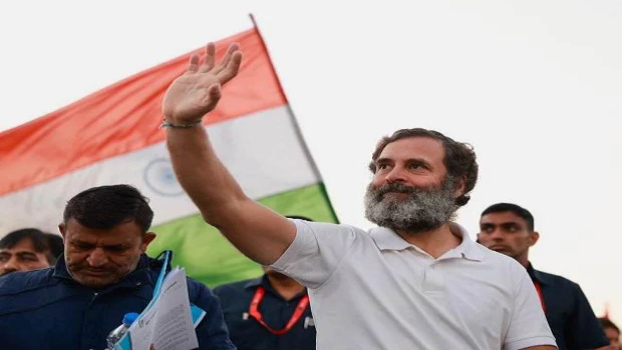 Rahul Gandhi's Bharat Jodo Yatra ended on January 30 in Srinagar, Jammu and Kashmir.  This yatra, which started from Kanyakumari in Tamil Nadu on September 7, has covered a distance of about 3570 km.  In this journey of 146 days, Rahul has touched the borders of 14 states.
