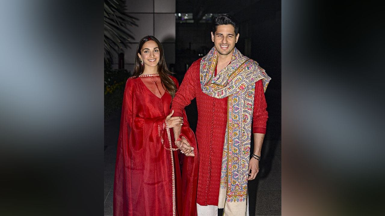 શેરશાહ - સિદ્ધાર્થ મલ્હોત્રા અને કિયારા અડવાણીએ શેરશાહ ફિલ્મમાં સાથે કામ કર્યું હતું. જે બાદ બંનેએ 7 ફેબ્રુઆરી 2023ના રોજ લગ્ન કરી લીધા હતા.