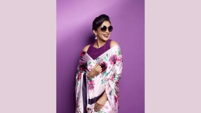 સોશિયલ મીડિયા પર એક વીડિયો વાયરલ થઈ રહ્યો છે. જેમાં સોનાલી કુલકર્ણીએ છોકરીઓ વિશે ઘણું કહ્યું હતું પરંતુ ઉત્સાહમાં તેણે એટલું બધું કહ્યું કે, હવે તેણે માફી પણ માંગવી પડશે. સોનાલી કુલકર્ણી બોલીવુડ અભિનેત્રી છે. (Instagram)