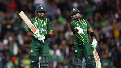 The Hundred ની બે સિઝન સફળ રહી છે હવે ત્રીજી સિઝન આગામી ઓગષ્ટ મહિનામાં રમાનારી છે. આ માટે ઓક્શન યોજાયુ હતુ અને ટૂર્નામેન્ટની 8 ટીમોએ ડ્રાફ્ટમાં સામેલ ખેલાડીઓને ખરીદ્યા હતા. આશ્ચર્યની વાત એ હતી કે, આ લીસ્ટમાં પાકિસ્તાનના કેપ્ટન બાબર આઝમ અને મોહમ્મદ રિઝવાન સહિતનાના પાકિસ્તાની ખેલાડીઓના નામ જોવા જ નહોતા મળ્યા. 