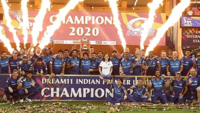 મુંબઈ ઈન્ડિયન્સે 231 મેચમાં 1408 સિક્સર ફટકારી હતી. 