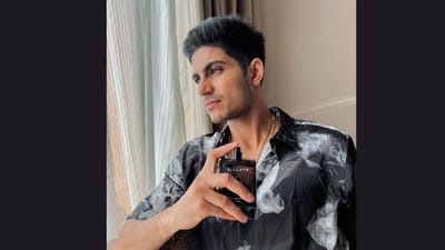 ભારતીય ક્રિકેટર શુભમન ગિલ પોતાની લવ લાઈફને લઈને સતત ચર્ચામાં રહે છે. લાંબા સમયથી તે સારા અલી ખાન સાથેના સંબંધોને લઈને ચર્ચામાં છે.  સારા અલી ખાન અને સારા તેંડુલકરમાંથી શુભમન ગિલ કોને ડેટ કરી રહ્યા છે તે અંગે ચાહકો ઘણીવાર મૂંઝવણમાં રહે છે.