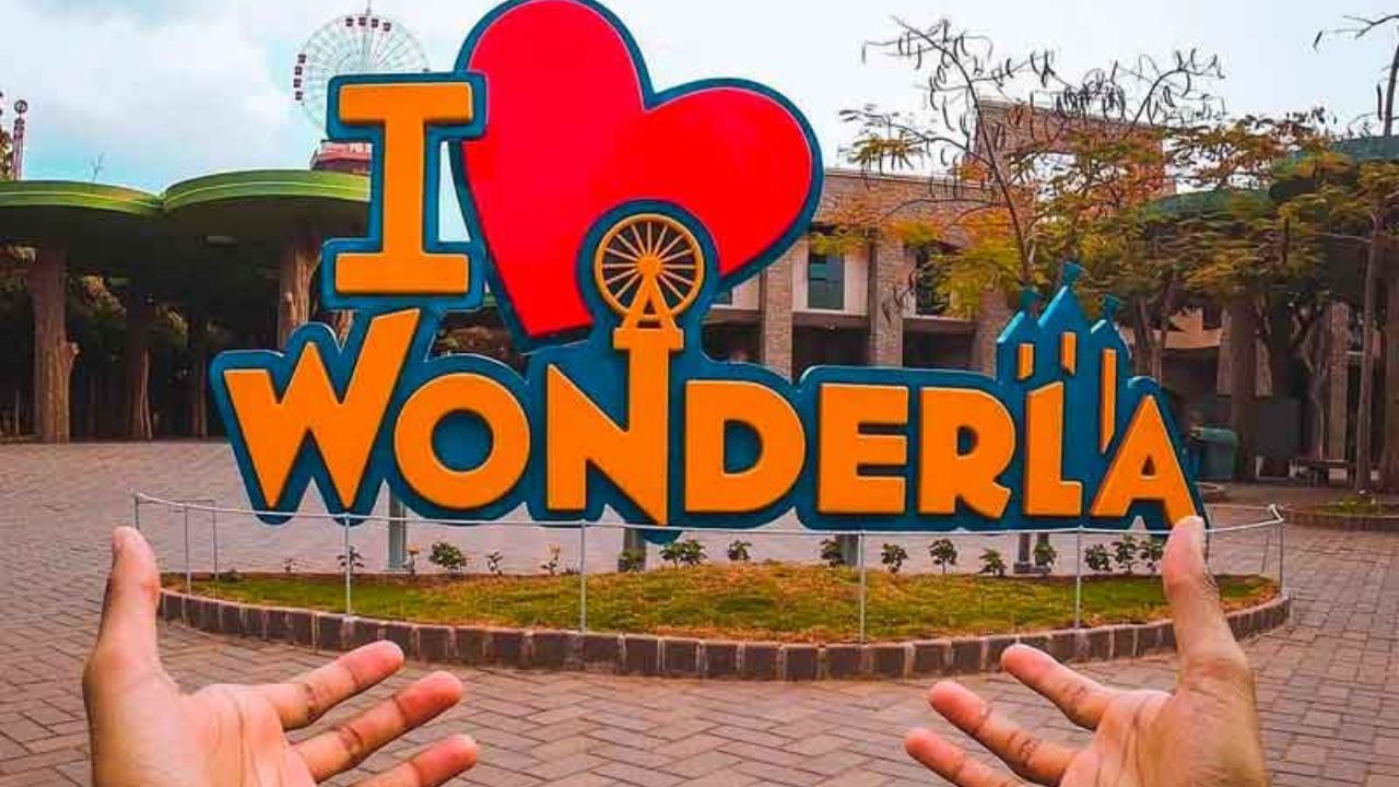 વન્ડરલા એમ્યુઝમેન્ટ પાર્ક ભારતના ટોપ પાર્કની યાદીમાં આવે છે. જો તમે બેંગ્લોર અને હૈદરાબાદમાં રહો છો, તો આ પાર્ક નજીક હશે અને તમે રજાઓનો સંપૂર્ણ આનંદ માણી શકશો.