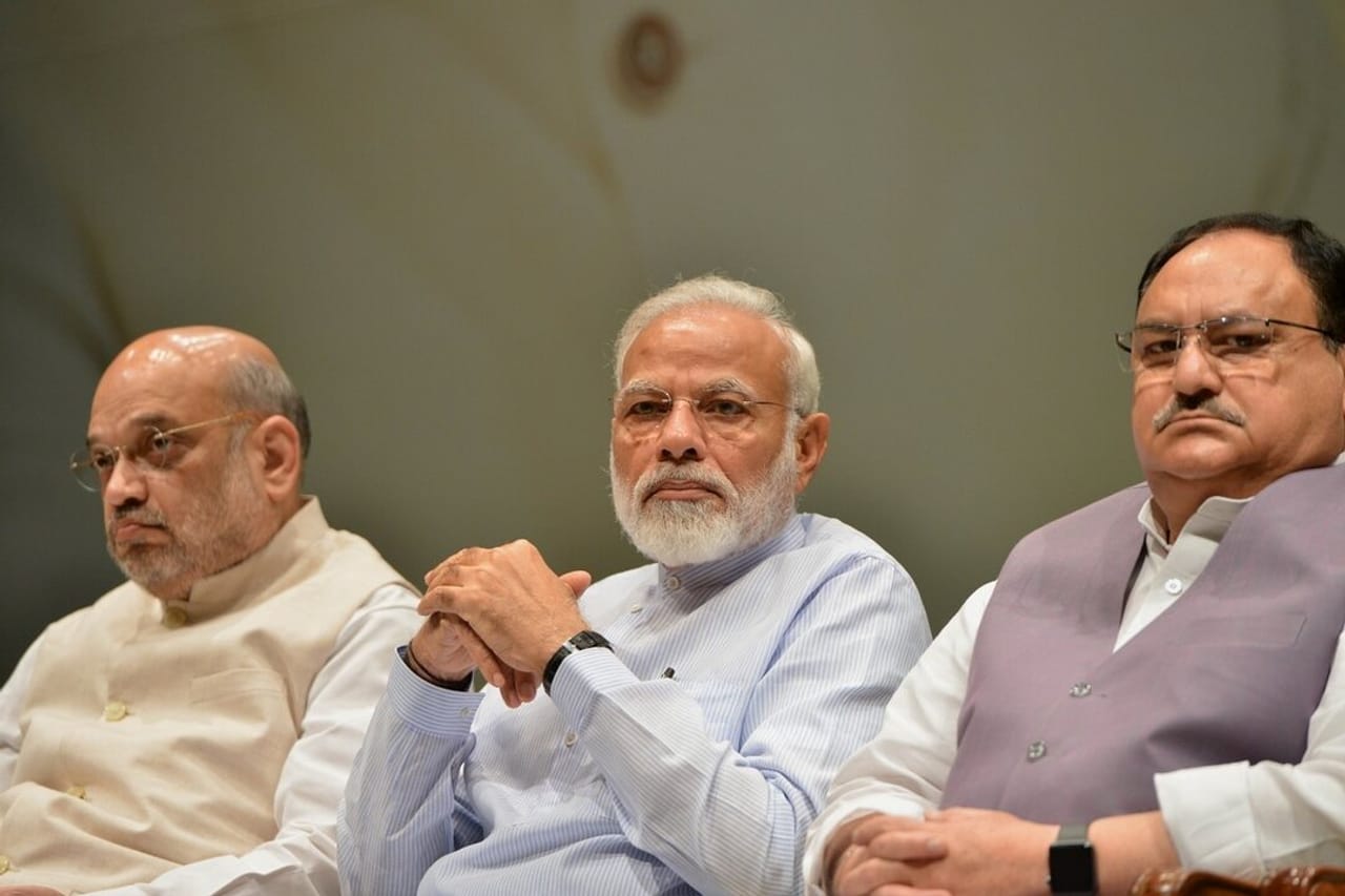 પહેલા સંસદ ભવનનું ઉદ્ઘાટન, પછી લોકસભાની ચૂંટણીને લઈ મંથન, PM મોદી સાથે ભાજપ શાસિત રાજ્યોના મુખ્યમંત્રીઓની બેઠક, જુઓ Video