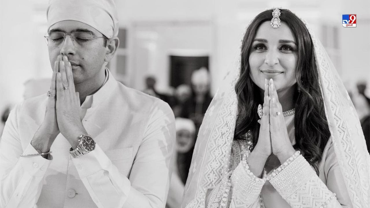 તમને જણાવી દઈએ કે પરિણીતી ચોપરા અને રાઘવ ચઢ્ઢાની સગાઈ દિલ્હીના કપૂરથલા હાઉસમાં થઈ હતી. કપૂરથલા હાઉસ દિલ્હીમાં પંજાબના સીએમનું નિવાસસ્થાન છે. પંજાબના સીએમ જ્યારે દિલ્હી આવે છે ત્યારે તેઓ અહીં જ રોકાય છે. બંનેની સગાઈમાં પંજાબના સીએમ ભગવંત માન પણ સામેલ થયા હતા. (તસવીરઃ ઇન્સ્ટાગ્રામ)
