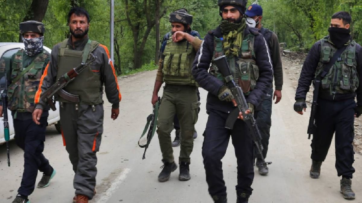 jammu Kashmir Breaking News: કુપવાડામાં ઘૂસણખોરી કરવા જઈ રહેલા 4 આતંકવાદીઓને સેનાના જવાનોએ ઠાર માર્યા jammu Kashmir Breaking News: કુપવાડામાં ઘૂસણખોરી કરવા જઈ રહેલા 4 આતંકવાદીઓને સેનાના જવાનોએ ઠાર માર્યા