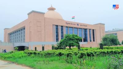 Breaking News : ગાંધીનગર સચિવાલયમાં આજે તમામ કારનું સઘન ચેકિંગ, સલામતી શાખામાંથી સૂચના મળતા કામગીરી