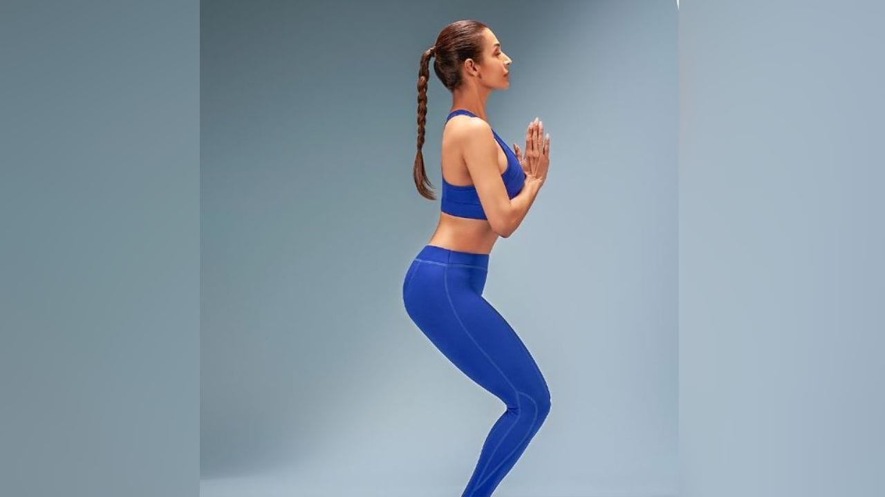 મલાઈકા અરોરા - મલાઈકા અરોરાના યોગ પ્રત્યેના ક્રેઝથી દરેક વ્યક્તિ વાકેફ છે, જે તેના ટોન બોડી અને ફિટનેસ માટે ફેમસ છે. મલાઈકા તેના ફેન્સને હેલ્ધી લાઈફસ્ટાઈલ માટે પ્રેરિત કરે છે. મુંબઈમાં તેનો પોતાનો યોગ સ્ટુડિયો પણ છે. તે ફિટનેસ પર એક પુસ્તક પણ લખી રહી છે. (Instagram)