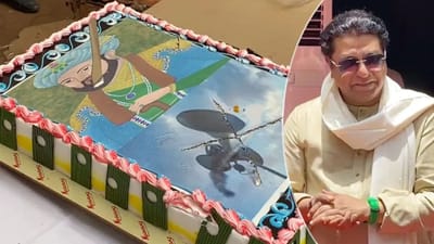 Raj Thackeray Birthday: ઔરંગઝેબના ફોટા વાળી કેક પર રાજ ઠાકરેએ ફેરવ્યુ ચપ્પુ, કાર્યકર્તાઓની જીદને આપ્યુ માન