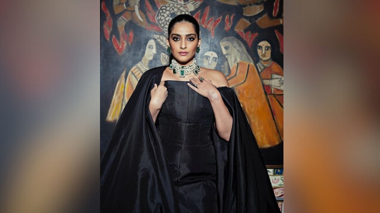 સોનમ કપૂર છેલ્લે ફિલ્મ ધ ઝોયા ફેક્ટરમાં જોવા મળી હતી. (PC: Sonam Kapoor Instagram)