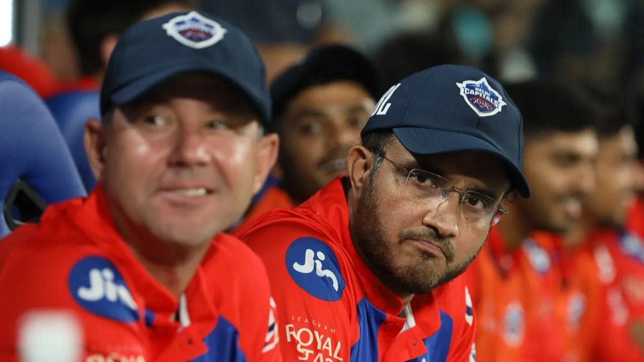 Ricky Ponting will be dropped from Delhi Capitals Sourav Ganguly can become the head coach