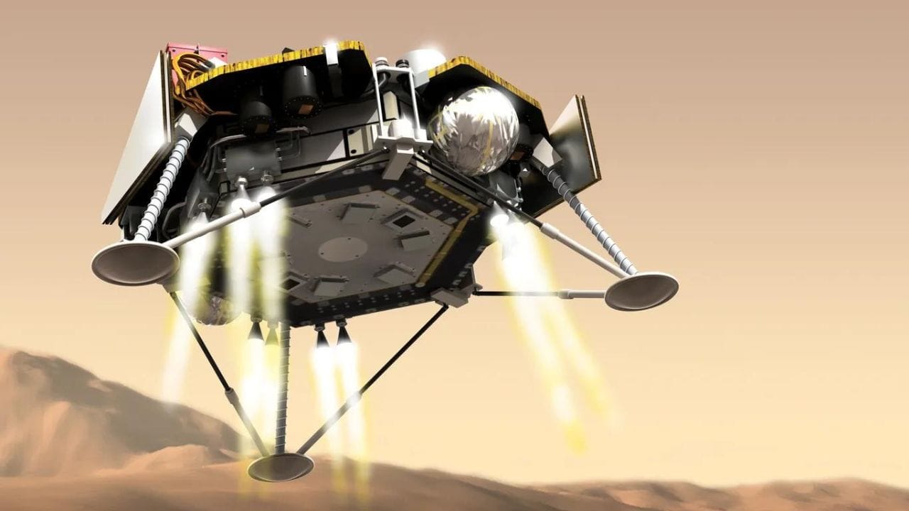 લેન્ડર એક પ્રકારનું કેરિયર હોય છે જેની અંદર રોવર હોય છે. તેની મદદથી રોવરનું ગ્રહની સપાટી પર લેન્ડિંગ કરાવવામાં આવે છે. રોવરને સફળતાપૂર્વક સપાટી પર ઉતારવાનું કામ લેન્ડરનું હોય છે.