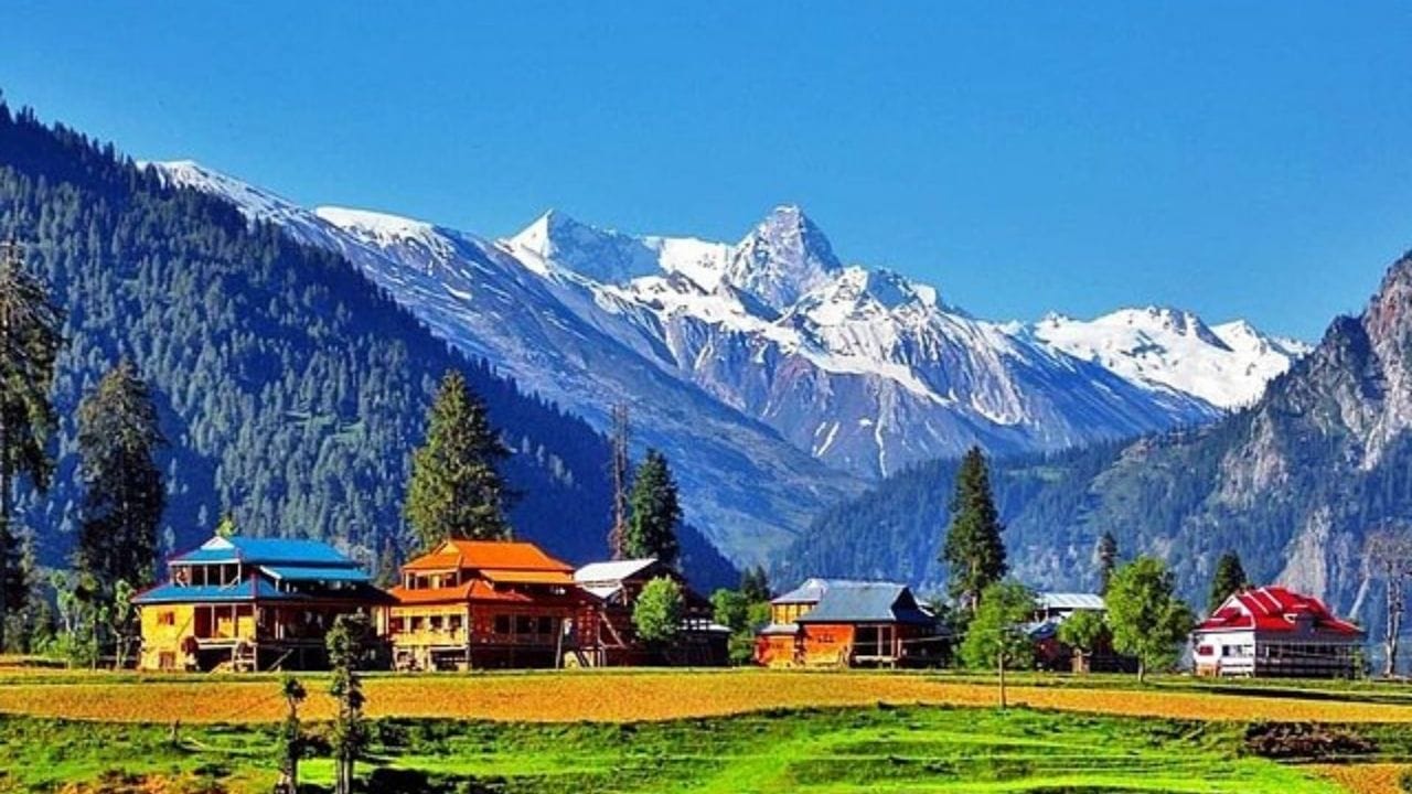 આ પેકેજ હેઠળ તમને ગુલમર્ગ, પહેલગામ, શ્રીનગર અને સોનમર્ગ જવાની તક મળી રહી છે.પ્રવાસીઓને આ ટૂર પેકેજ હેઠળ ઘણી લક્ઝુરિયસ સુવિધાઓ પણ મળી રહી છે. ચાલો આ ટૂર પેકેજ વિશે વિગતવાર જાણીએ (photo : en.wikipedia.org)