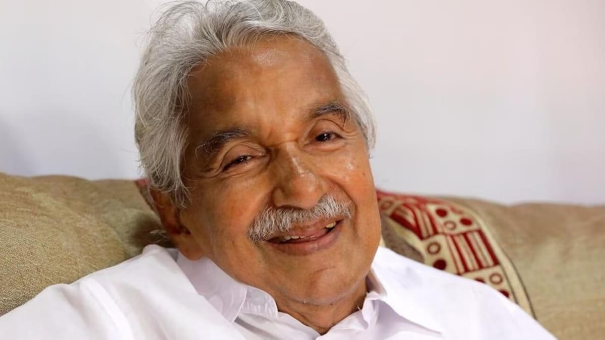 Oommen Chandy Death : કેરળના પૂર્વ મુખ્યમંત્રી ઓમન ચાંડીનું નિધન, પુત્રએ આપી માહિતી Oommen Chandy Death : કેરળના પૂર્વ મુખ્યમંત્રી ઓમન ચાંડીનું નિધન, પુત્રએ આપી માહિતી