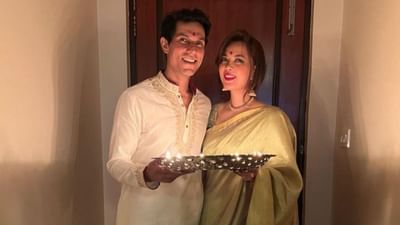 બોલિવુડ એક્ટર રણદીપ હુડ્ડા પોતાની પર્સનલ લાઈફ અને લવ અફેરને કારણે હંમેશા લાઈમલાઈટમાં રહે છે. રણદીપ એક સુંદર છોકરીને ડેટ કરી રહ્યો છે. રિપોર્ટ્સનું માનીએ તો રણદીપ હુડ્ડા હાલમાં મણિપુરની મોડલ અને એક્ટ્રેસ લિન લેશરામને ડેટ કરી રહ્યો છે. (PC: Social Media)