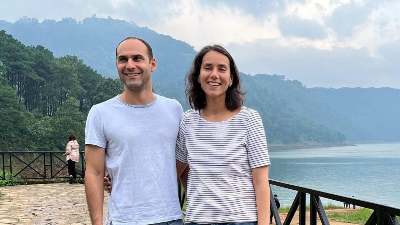 જેએનયુમાંથી પીજી કર્યા બાદ સંજુક્તાએ અમેરિકન ફોરેન પોલિસીમાં એમફીલ અને પીએચડી કર્યું. આ દરમિયાન તેણે સિવિલ સર્વિસ પરીક્ષાની તૈયારી શરૂ કરી. તેણે વર્ષ 2006માં UPSC પરીક્ષામાં AIR રેન્ક 85 મેળવ્યો હતો.