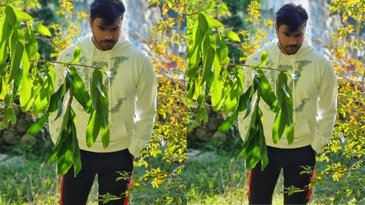 ગૌરવ ચોપરાએ પણ આ ફિલ્મમાં આર્મી ઓફિસરના રોલમાં નજર આવશે. તો આ ફિલ્મમાં તેની ફીની વાત કરીએ તો અભિનેતાએ આ ફિલ્મ માટે 25 લાખ રુપિયાનો ચાર્જ લીધો છે.