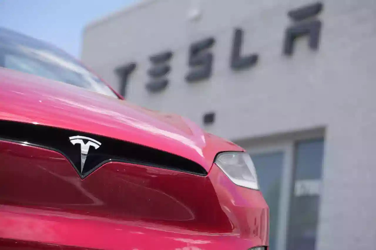 શું ભારત TESLA માટે EV નિયમોમાં ફેરફાર કરી રહ્યું છે? નિર્મલા સીતારમણે આપ્યો આ જવાબ