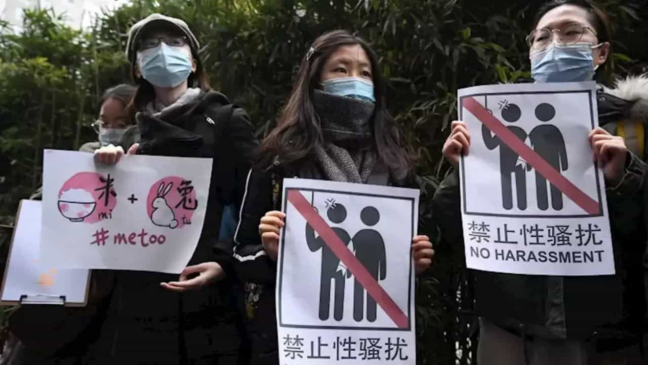 China News: યોગ્ય કપડાં પહેરવા, મજાક કરવા પર પ્રતિબંધ, ચીનની શાળામાં છોકરીઓ માટે એવા વિચિત્ર નિયમ કે તમે જાણીને ચોંકી જશો