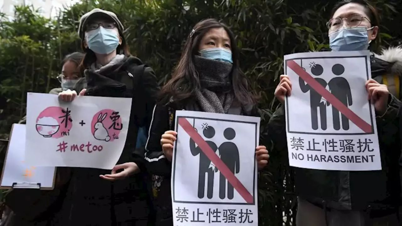 China News: યોગ્ય કપડાં પહેરવા, મજાક કરવા પર પ્રતિબંધ, ચીનની શાળામાં છોકરીઓ માટે એવા વિચિત્ર નિયમ કે તમે જાણીને ચોંકી જશો