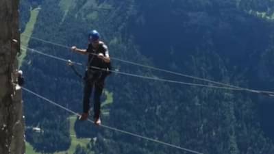 Switzerland News : જે પર્વત પર ચડવા માટે અચ્છા ભલા પર્વતારોહકોનો પરસેવો છૂટી જાય, ત્યાં ચડીને ચોરે દાન પેટી પર કર્યો હાથ સાફ