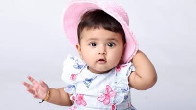 Baby Names starting with O: ઓશી, ઓમી અથવા ઓમાક્ષી, O થી શરૂ થતા પોપ્યુલર નામ અને તેનો અર્થ