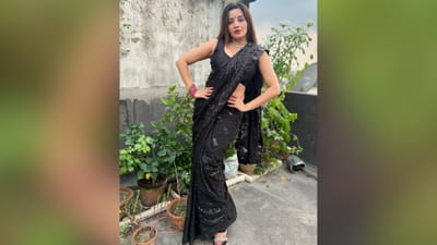 ભોજપુરી એક્ટ્રેસ મોનાલિસા સોશિયલ મીડિયા પર ખૂબ જ એક્ટિવ રહે છે. આ દરમિયાન તે ફરી એકવાર તેના ટ્રેડિશિનલ લુકથી તેના ફેન્સને દિવાના બનાવતી જોવા મળી છે. (Image: Instagram)