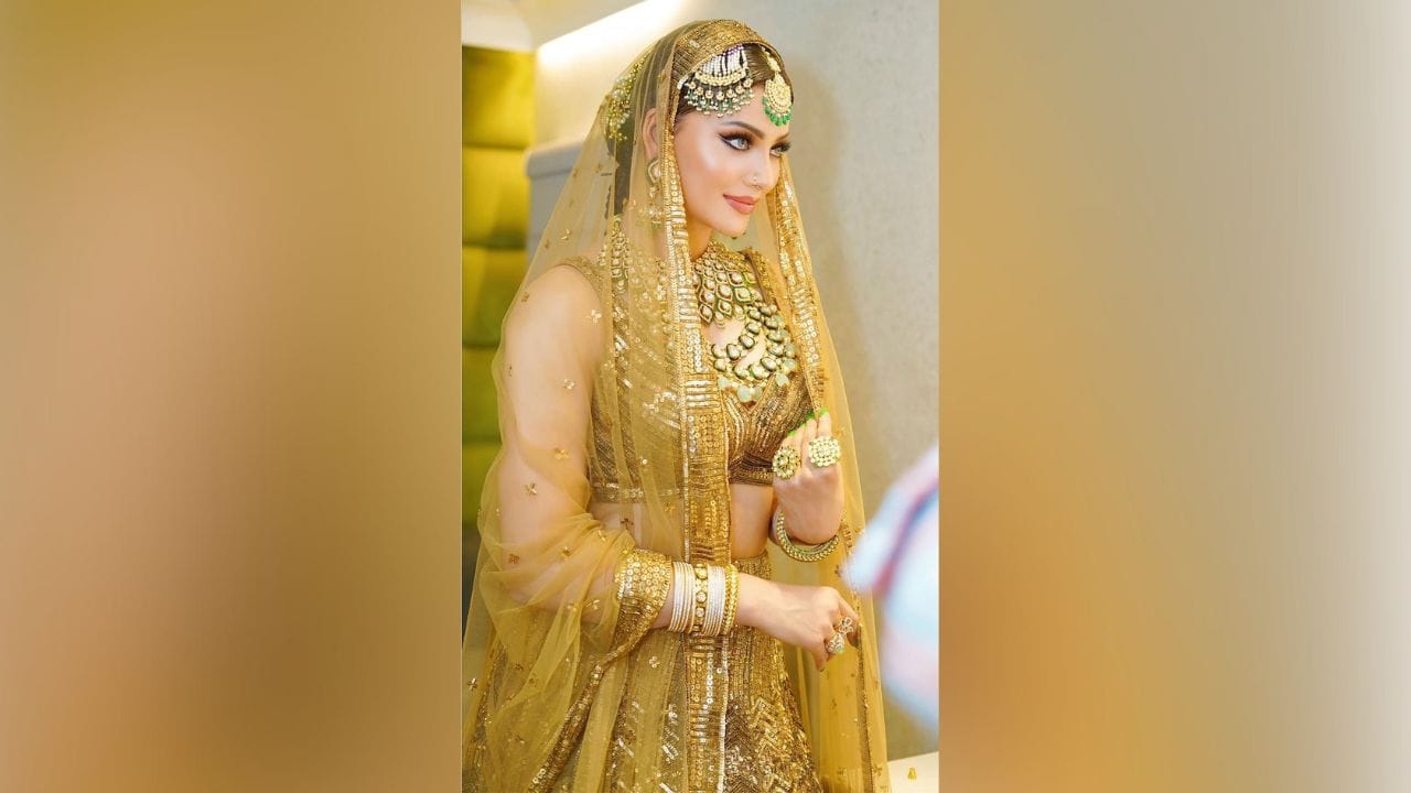 ઉર્વશી રૌતેલાની દુલ્હનના ફોટોશૂટને ફેન્સ પસંદ કરી રહ્યા છે. (Image: Instagram)