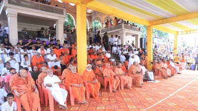 સ્વામિનારાયણ સંપ્રદાયના તીર્થધામ વડતાલ સહિતના મંદિરોમાં એકાદશીના રોજ જલ ઝીલણી એકાદશીનો ઉત્સવ ખૂબ ધામધૂમપૂર્વક ઉજવાયો