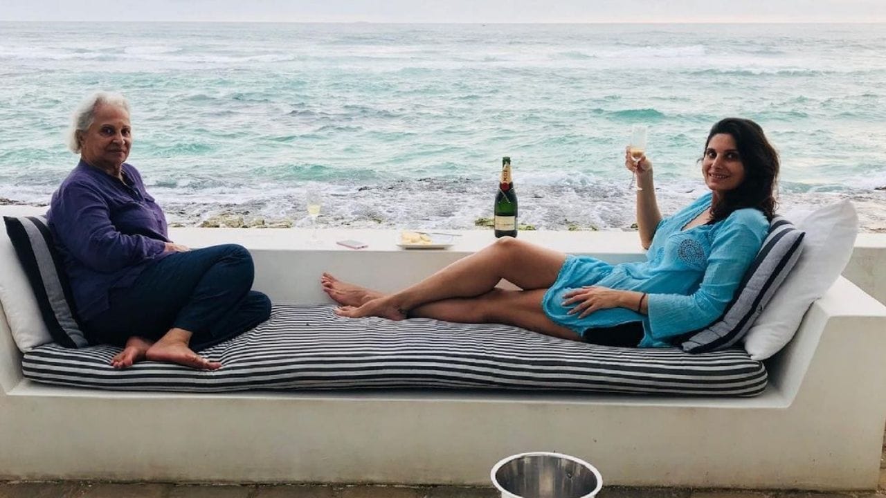 વહીદા રહેમાનના પતિ કમલજીત પણ તેમની પત્નીની જેમ અભિનયની દુનિયા સાથે જોડાયેલા હતા. પોતાના કરિયરમાં તેણે ઘણી હિન્દી ફિલ્મોમાં કામ કર્યું. કમલજીતને 'સન ઓફ ઈન્ડિયા' અને 'શગુન'થી ઈન્ડસ્ટ્રીમાં ખાસ ઓળખ મળી હતી. તેના પતિનું 21 નવેમ્બર 2000ના રોજ અવસાન થયું હતું. આ પછી વહીદા રહેમાન મુંબઈ પાછી આવી અને આજે બાંદ્રામાં પોતાના બંગલામાં રહે છે.