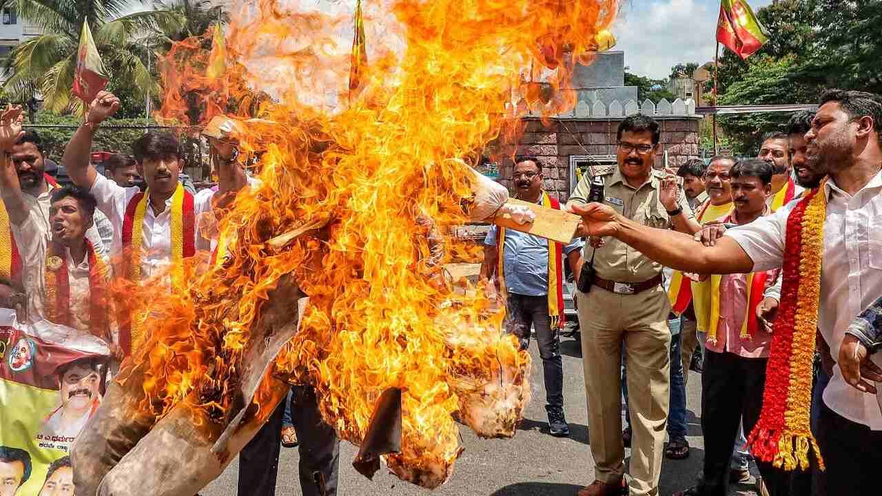 Cauvery water dispute : બે રાજ્યો વચ્ચે ફરી ધમાસાણ, તામિલનાડુ માટે પાણી છોડવા પર કર્ણાટકમાં વિરોધ, બેંગલુરુ આજે બંધ