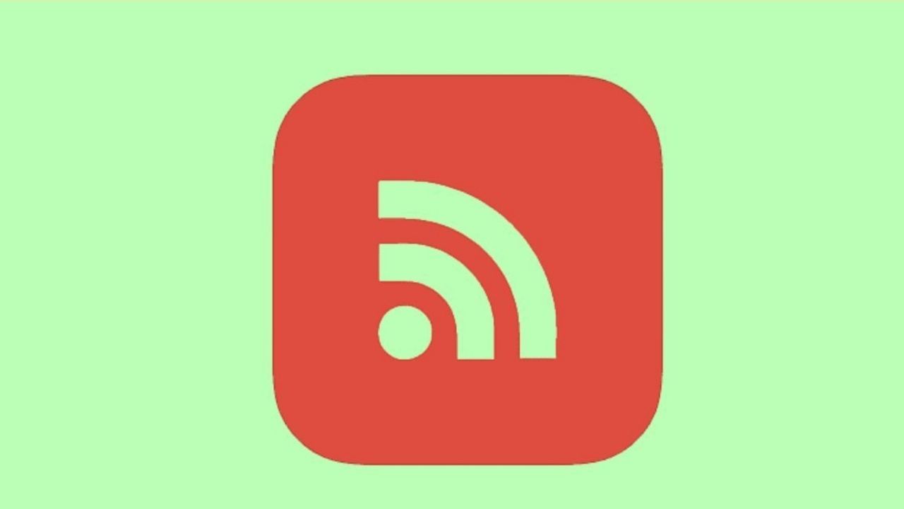 ગૂગલ રીડર : ગૂગલ રીડર જે 2005 માં લોન્ચ કરવામાં આવ્યું હતું અને 2013 માં બંધ થયું હતું. ગૂગલ રીડર એક સમાચાર એગ્રીગેટર હતું જેણે વપરાશકર્તાઓને એક જ જગ્યાએ વિવિધ સ્ત્રોતોમાંથી સમાચાર અને અન્ય સામગ્રીને સબ્સ્ક્રાઇબ કરવાની અને વાંચવાની મંજૂરી આપતુ હતુ. (Photo credit-Startuptalky)