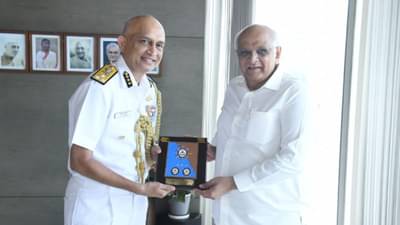 INDIAN COAST GUARD ADG કે. આર. સુરેશે ગાંધીનગર ખાતે ભારતીય કોસ્ટ ગાર્ડ મુખ્યાલયની લીધી મુલાકાત