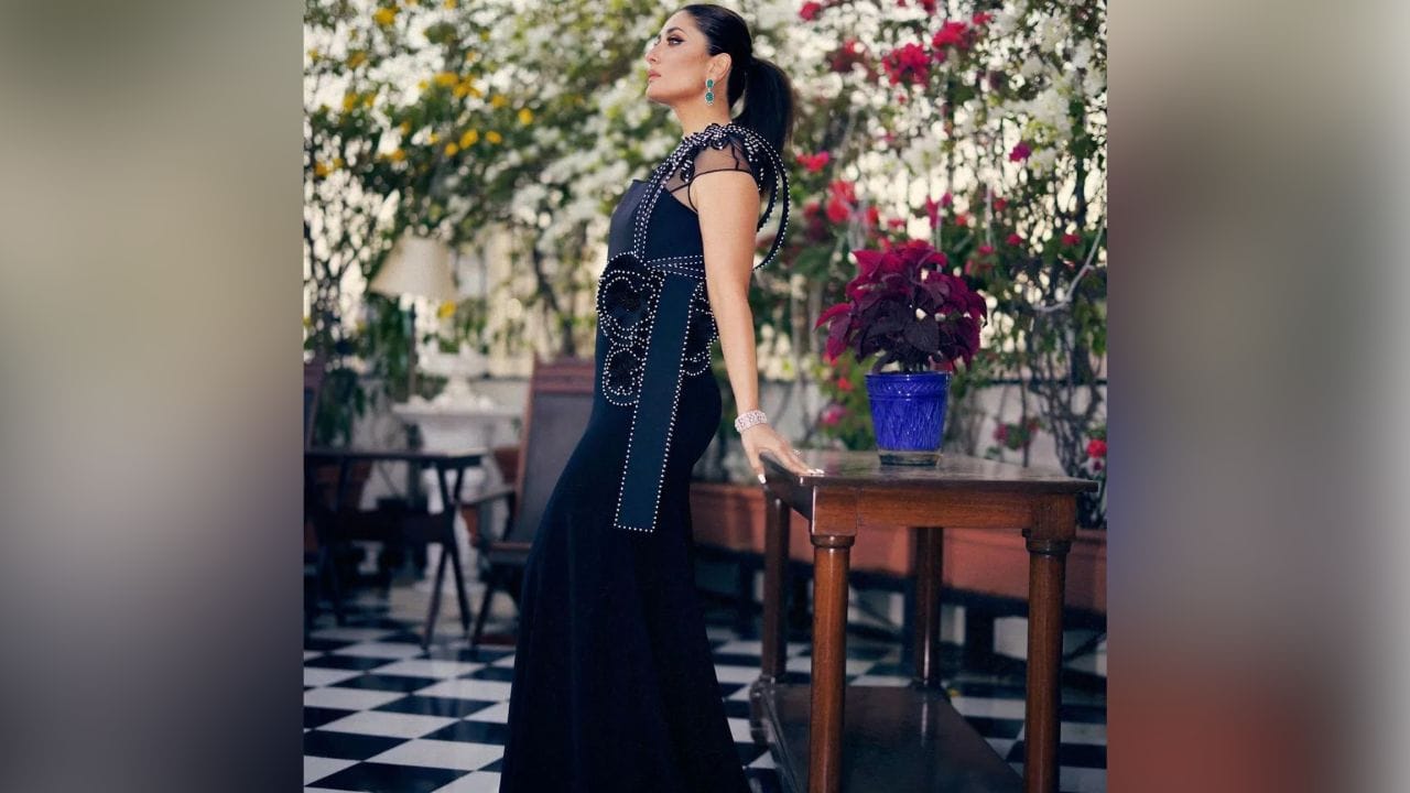 અભિનેત્રીને પ્રસંગ અને ટ્રેન્ડ પ્રમાણે તેની ડ્રેસિંગ સેન્સ રાખવાનું પસંદ છે. કરિના ઘણીવાર પાર્ટીઓમાં અલગ બોલ્ડ ડ્રેસ પહેરે છે. 