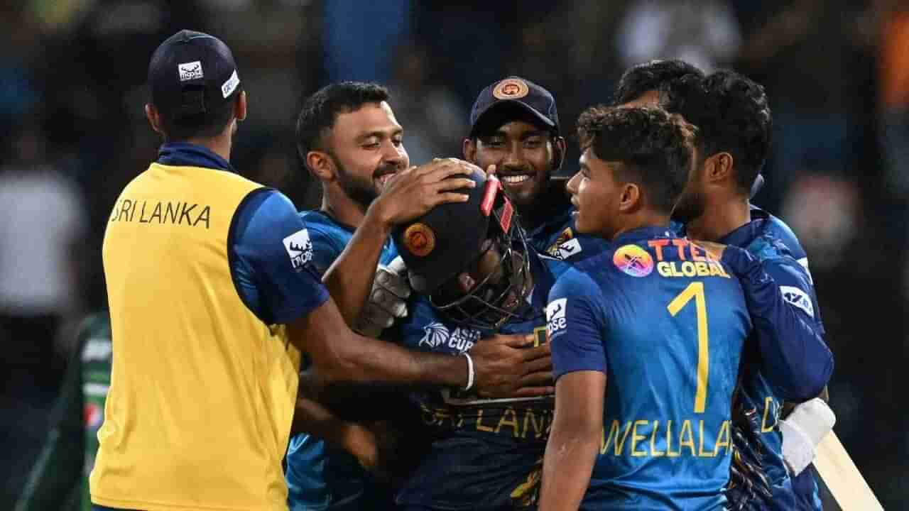 PAK vs SL: એશિયા કપમાંથી પાકિસ્તાન આઉટ, રસાકસીભરી મેચમાં છેલ્લી ઓવરમાં શ્રીલંકાએ પાકિસ્તાનના મોઢામાંથી જીત છીનવી લીધી