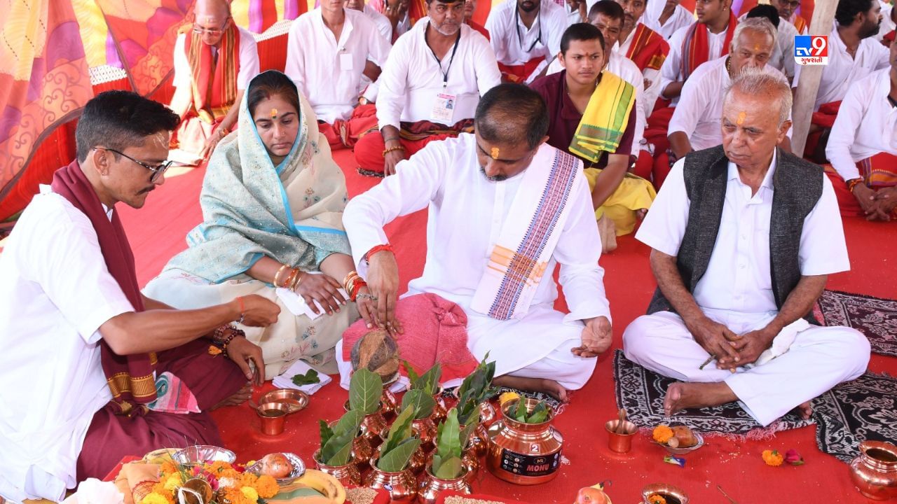 ભાદરવા માસની નવરાત્રીને ગણેશ નૌરાત્ર તરીકે ગણેશ આરાધનાનો સર્વોત્તમ અવસર માનવામાં આવે છે ત્યારે ગણેશ નૌરત્ર દરમિયાન જ સોમનાથ ટ્રસ્ટ દ્વારા સમગ્ર વિશ્વ માટે શાંતિ, અને દેશના કલ્યાણની પ્રાર્થના સાથે ગણેશ મહાયજ્ઞનું આયોજન કરવામાં આવ્યું છે.