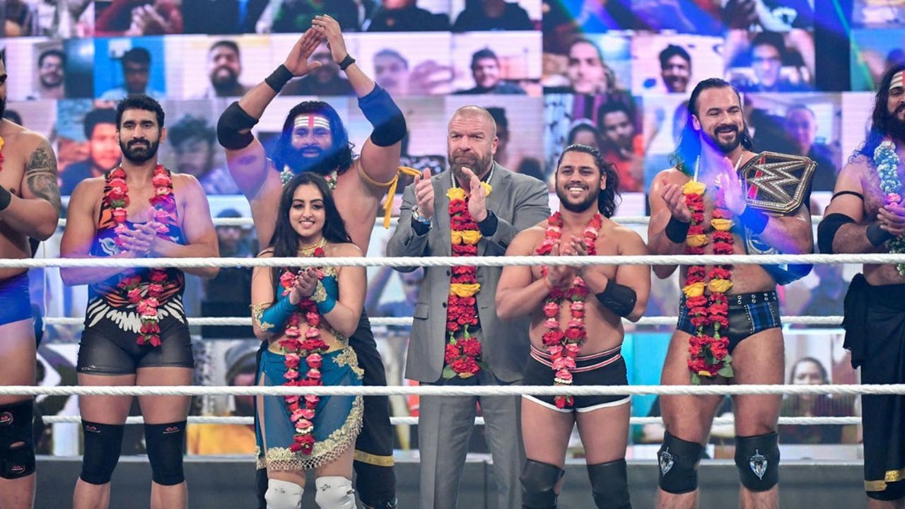 WWE સુપરસ્ટાર જોન સીના, ફિન બાલોર, રિયા રિપ્લે અને સેથ રોલિન્સ જેવા રેસલર્સ આ ઈવેન્ટ માટે ભારતની ધરતી પર આવી રહ્યા છે.