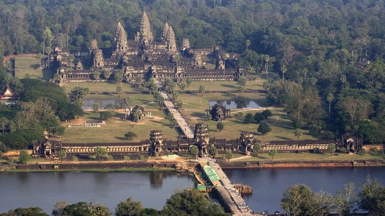 આ મંદિર વિશ્વના સૌથી પ્રખ્યાત પર્યટન સ્થળોમાં સામેલ છે અને યુનેસ્કોના વર્લ્ડ હેરિટેજ સ્થળોમાં પણ સામેલ છે.