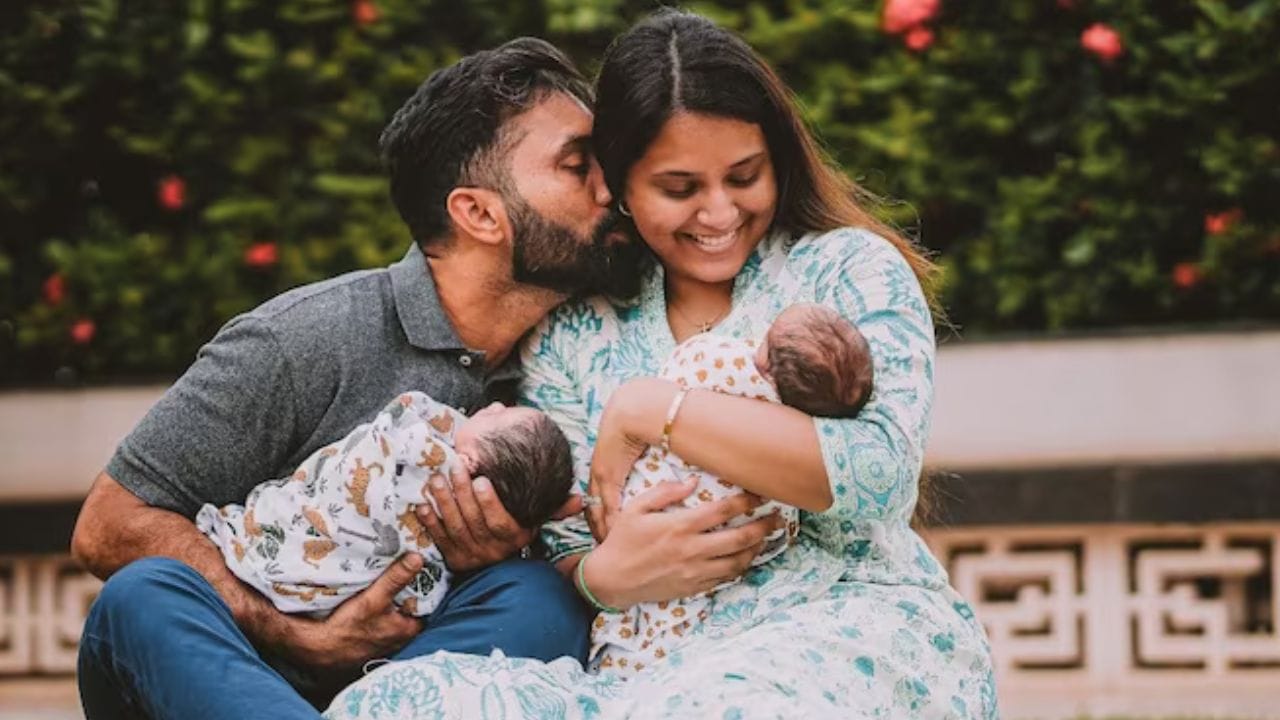 કાર્તિક તાજેતરમાં ઈંગ્લેન્ડમાં આયોજિત ધ હન્ડ્રેડમાં પણ કોમેન્ટ્રી કરતો જોવા મળ્યો હતો અને લોકોએ તેની પ્રશંસા પણ કરી હતી. તેણે પોતાની કપ્તાનીમાં તમિલનાડુને ઘણા ખિતાબ અપાવ્યા છે.