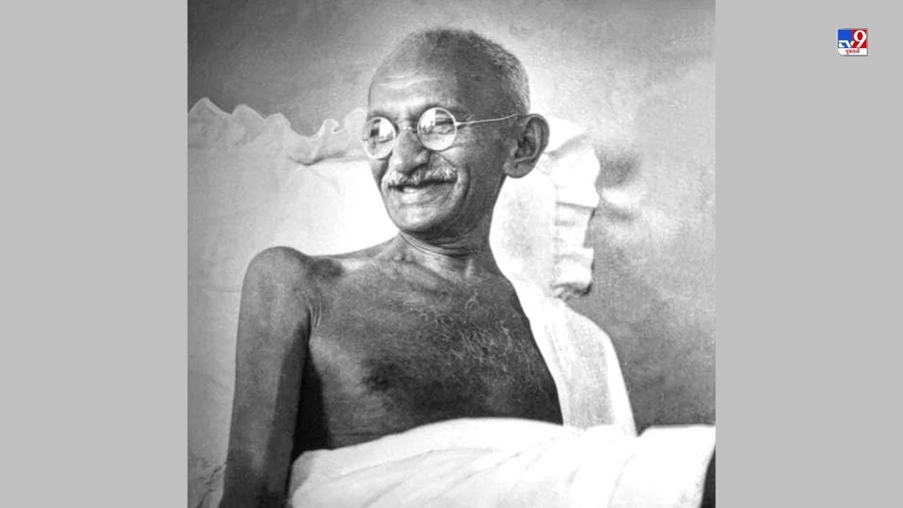 ગાંધીવાદી રામચંદ્રના અનુસાર ભાગ્યે જ ગાંધીજી તેમનો જન્મદિવસ મનાવતા હતા, પરંતુ લોકો તેમના જન્મદિવસને તહેવારની જેમ ઉજવતા હતા.
