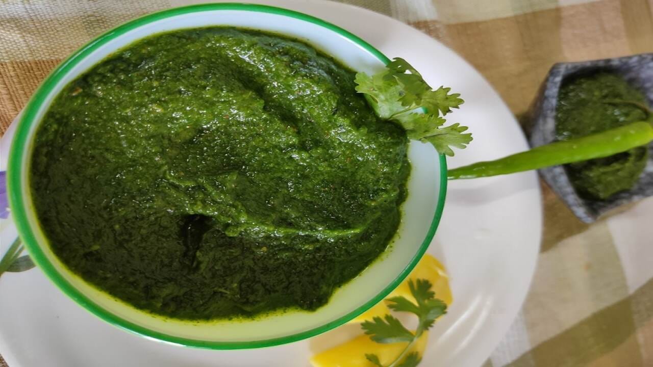 કોથમીરનું વધુ પ્રમાણમાં સેવન કરવાથી લીવરને નુકસાન થાય છે. 